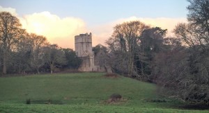 killarneyguide.ie Muckross Abbey Dawn